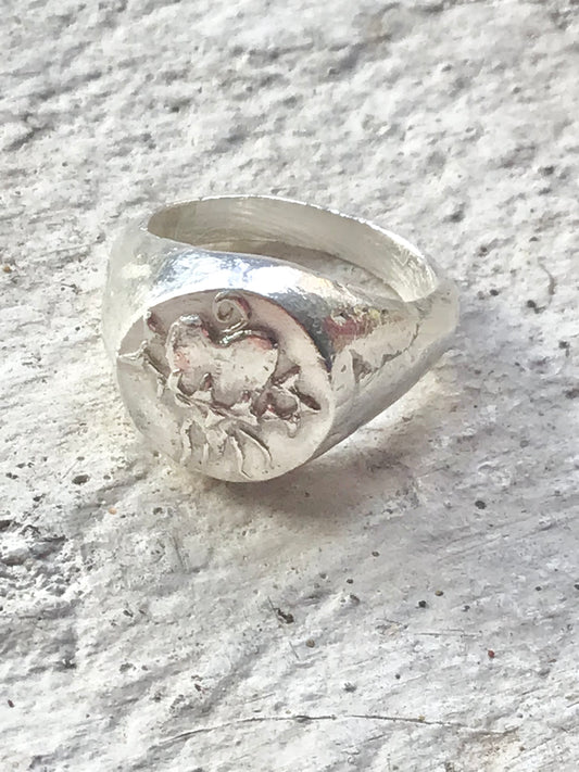 rooted heart protection signet