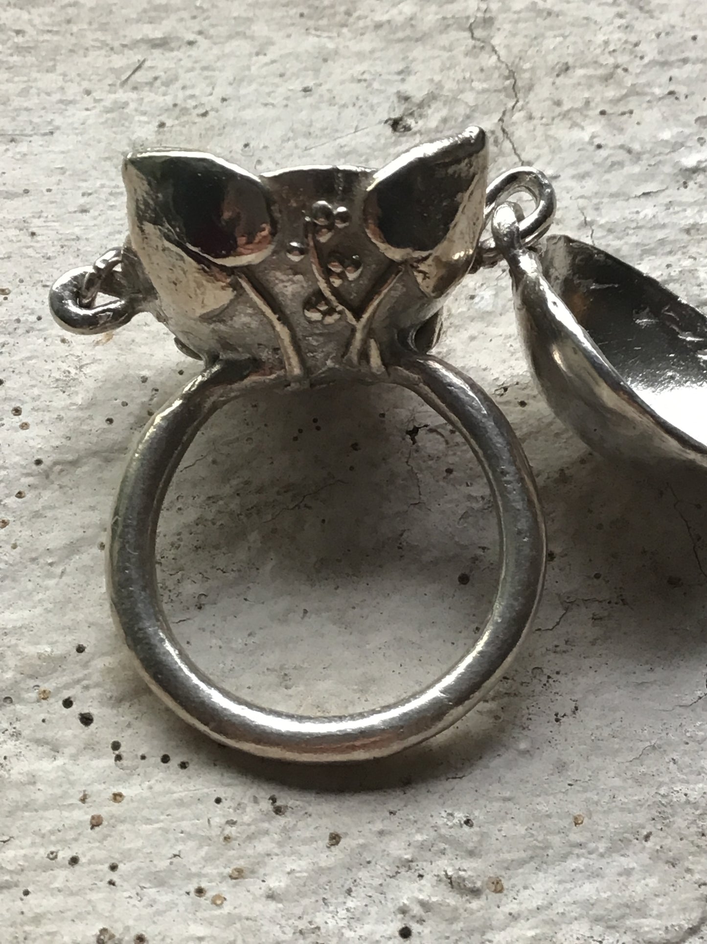 poison ring : anaesthesia