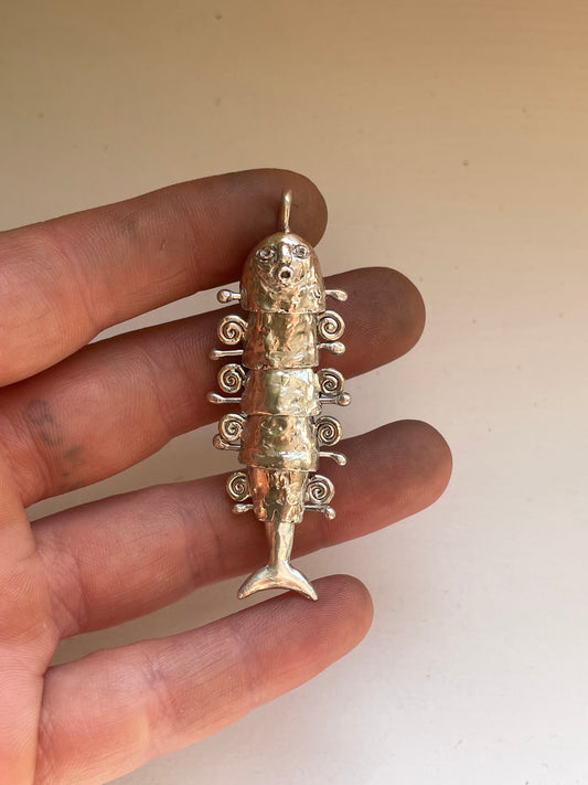 articulated fish necklace