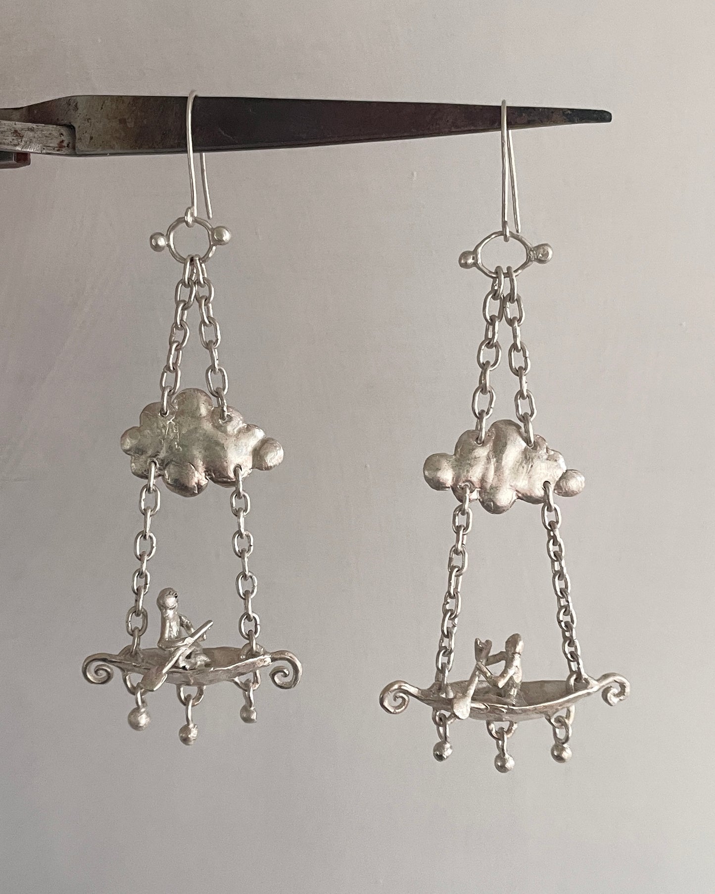floaty boaty earrings