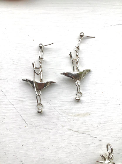 boaty earrings