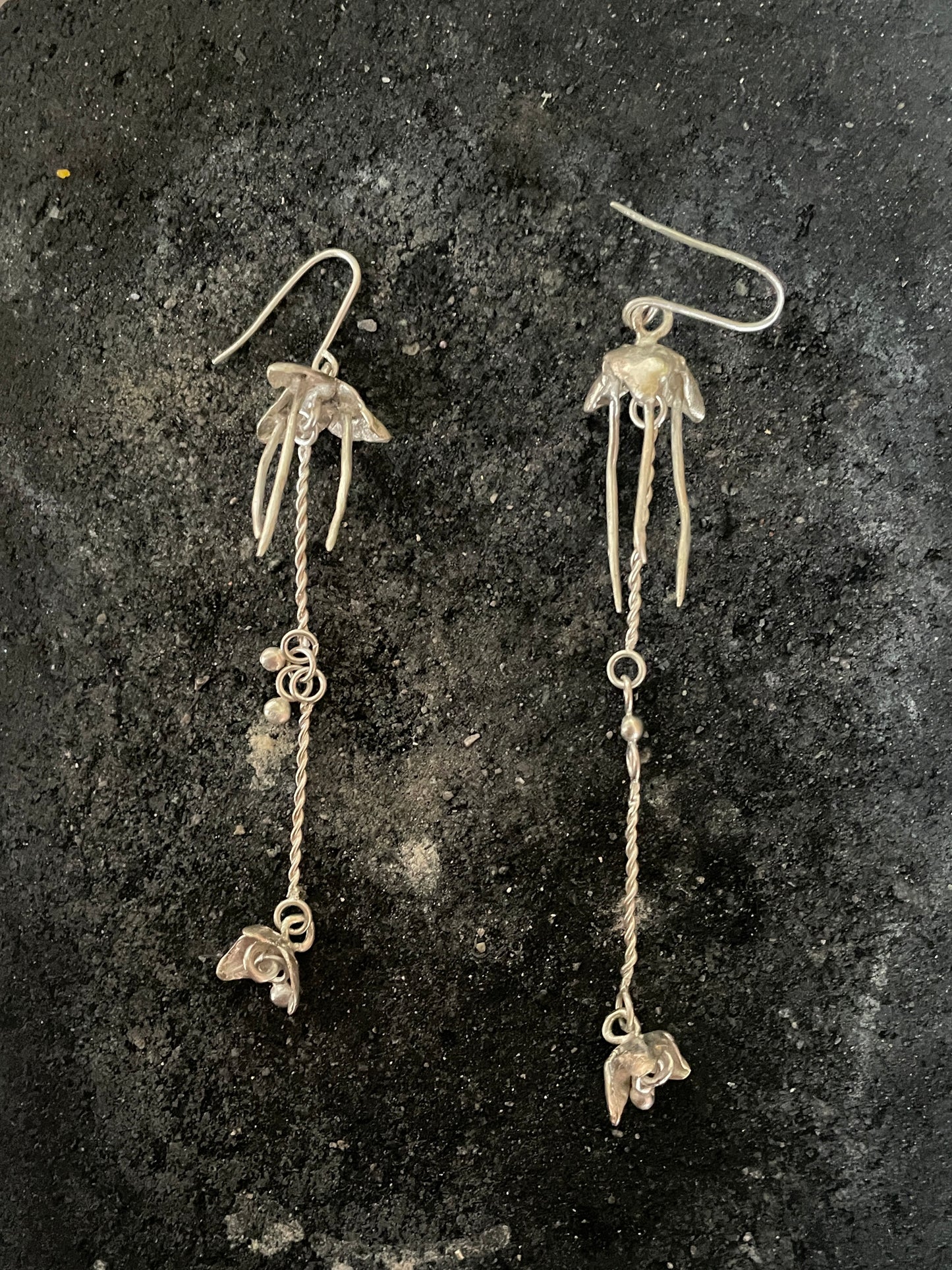 flower drop earrings