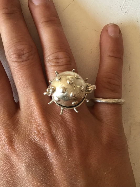 spotted fruit medicine ring