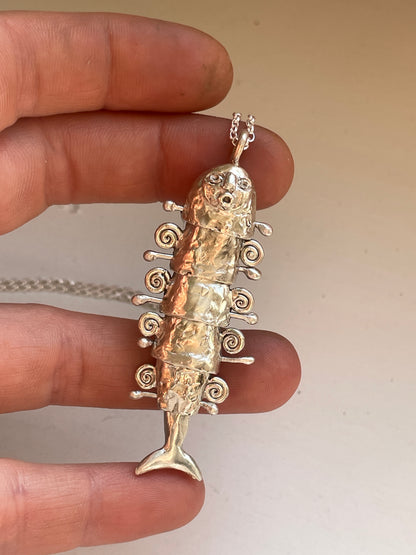 articulated fish necklace