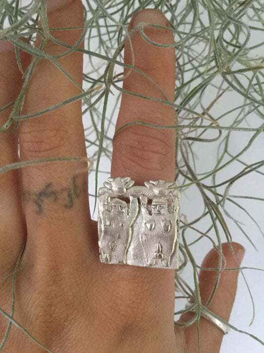 wyrd ring, holding vessels